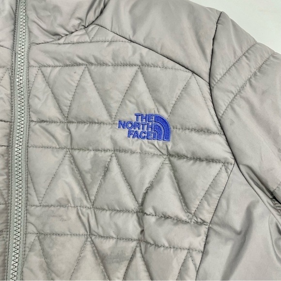 The Northface grey blue puffer thermaball trakker jacket women's S athleisure - Picture 3 of 13